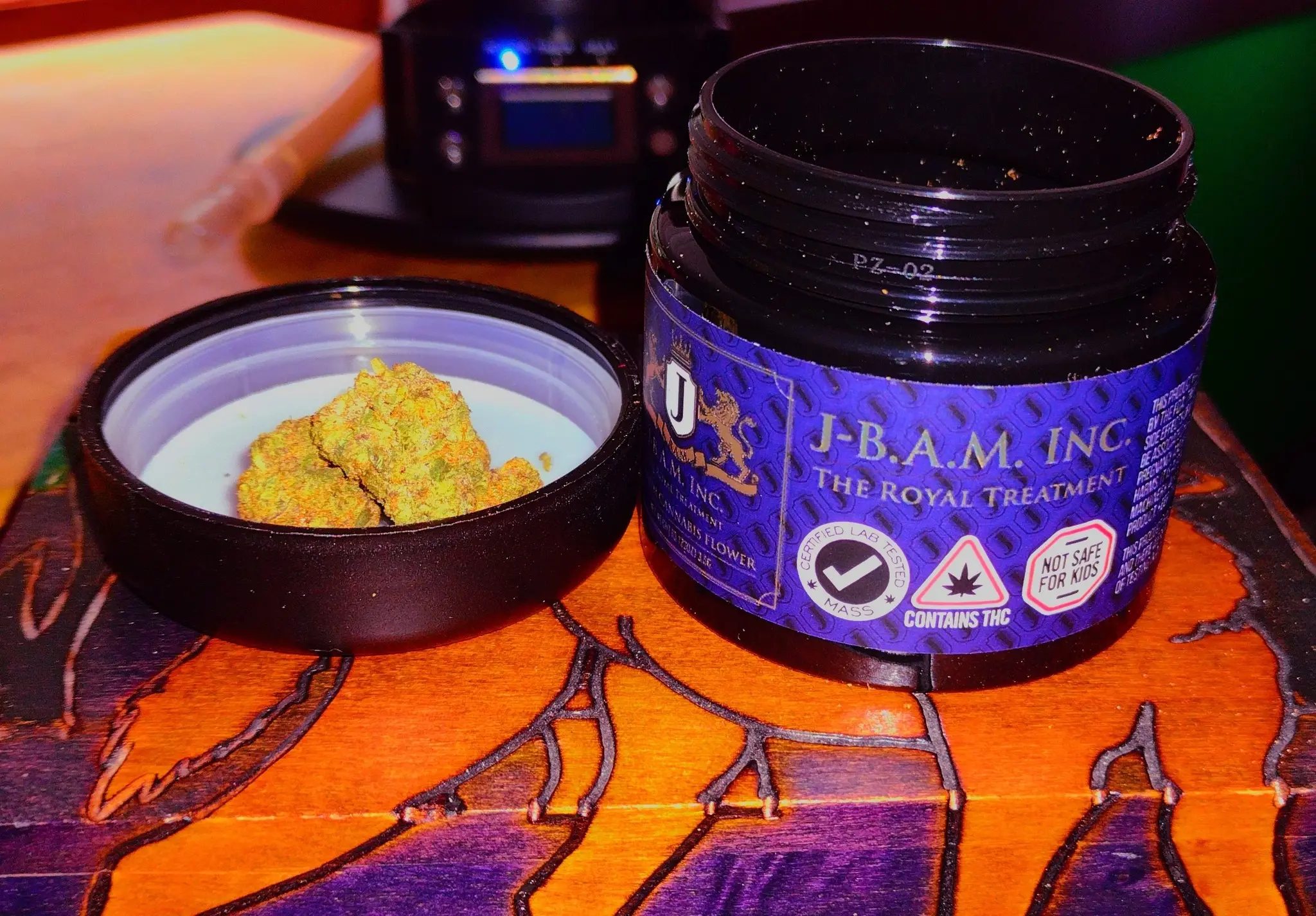 Cheddar Cheese Strain Review – Indica-Hybrid by J-BAM